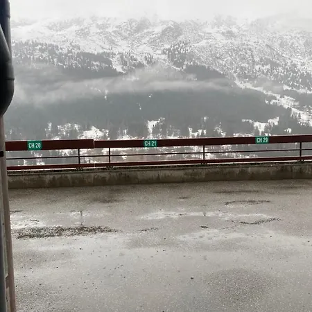 Meribel 2 Pieces Avec Cabine, Centre, Proche Commerce Et Pistes Avec Parking Et Wifi Etat Neuf *